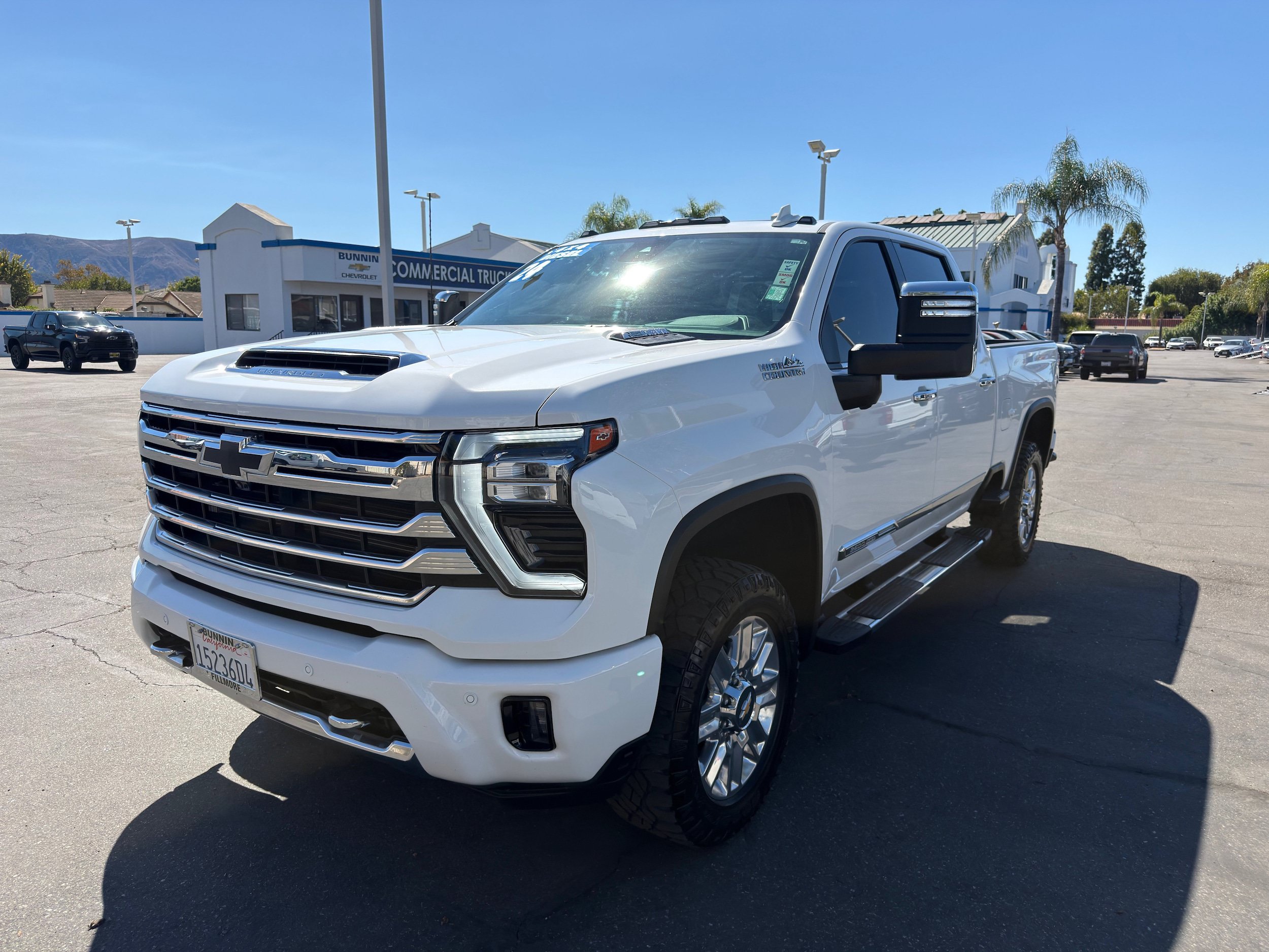 Used 2024 Chevrolet Silverado 2500 High Country AWD/4WD image 4