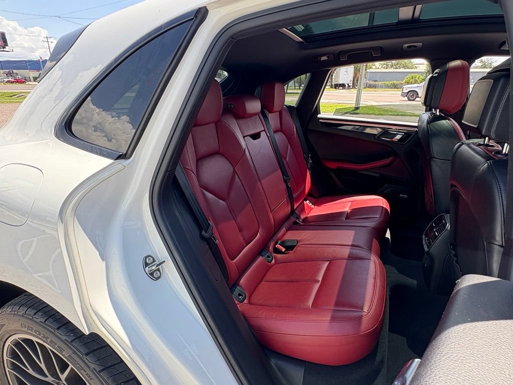 Used 2018 Porsche Macan S AWD/4WD image 16
