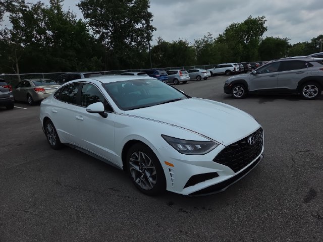 Certified 2023 Hyundai Sonata SEL FWD image 4