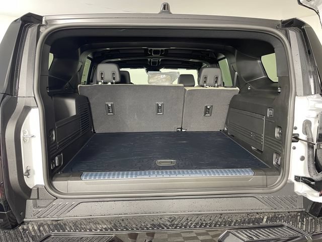 New 2026 GMC Hummer EV SUV AWD/4WD image 7