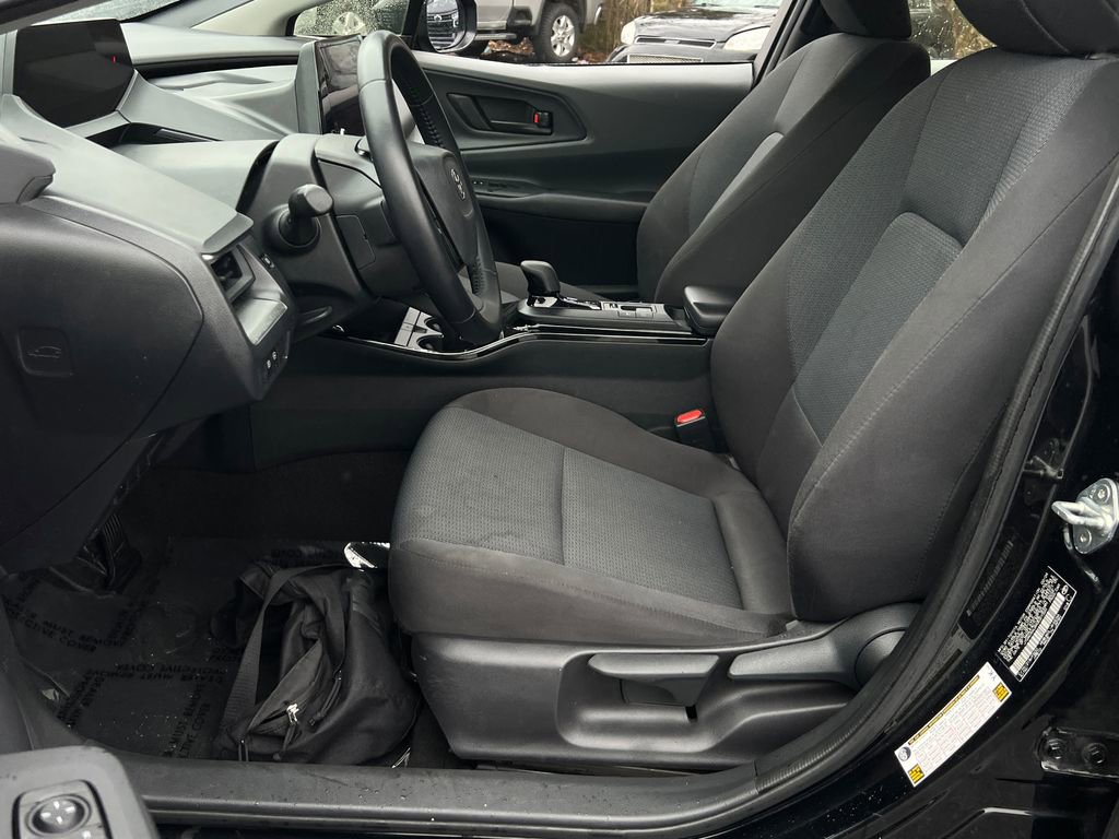 Used 2024 Toyota Prius LE image 17