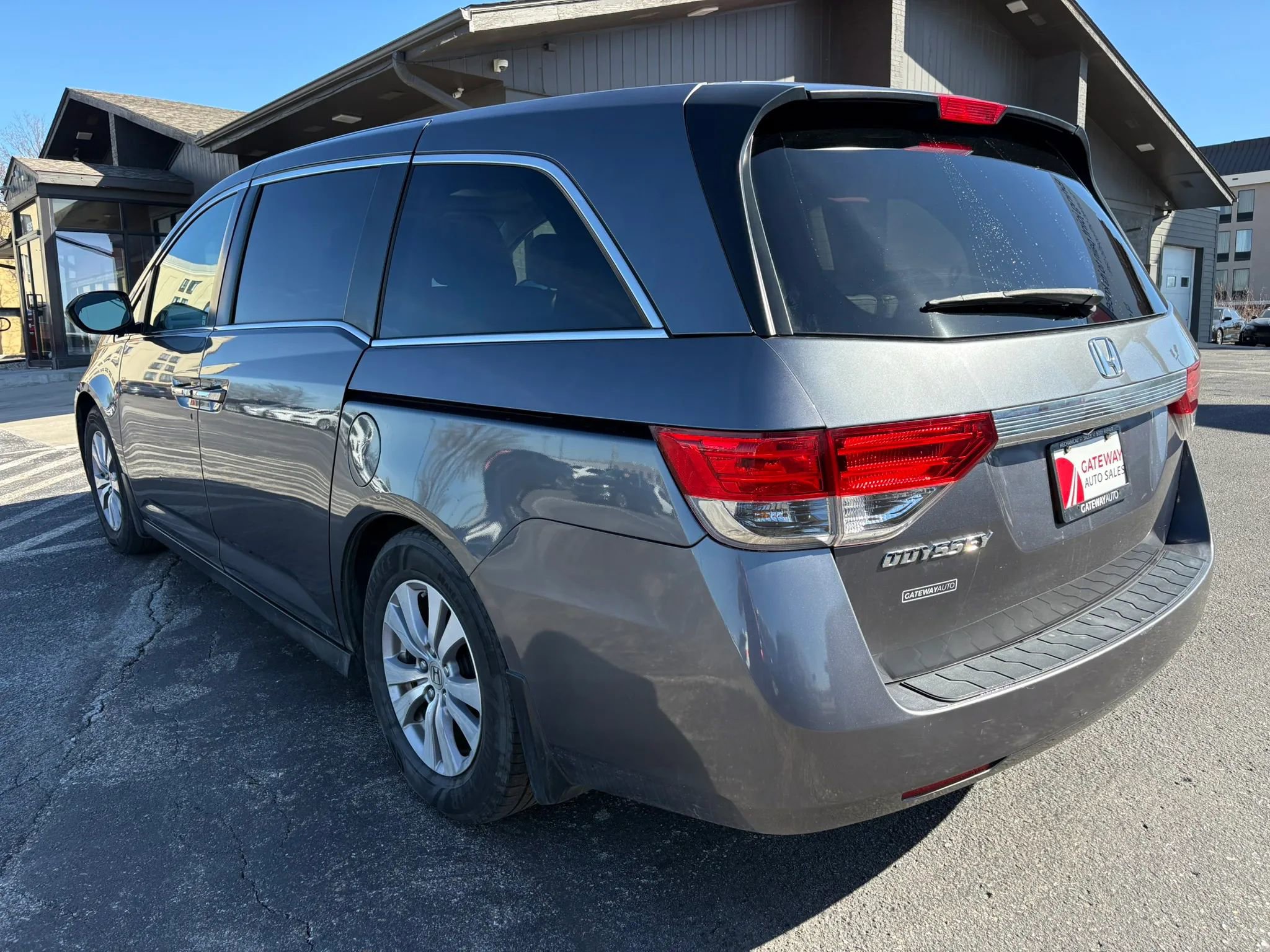 Used 2014 Honda Odyssey EX-L image 3