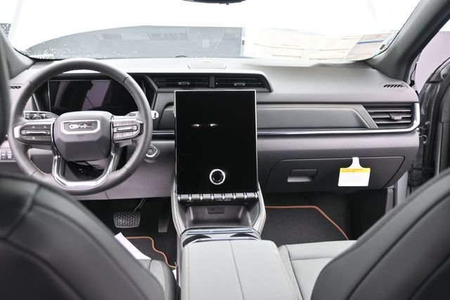 New 2026 GMC Terrain AT4 w/ Technology Package II AWD/4WD image 24