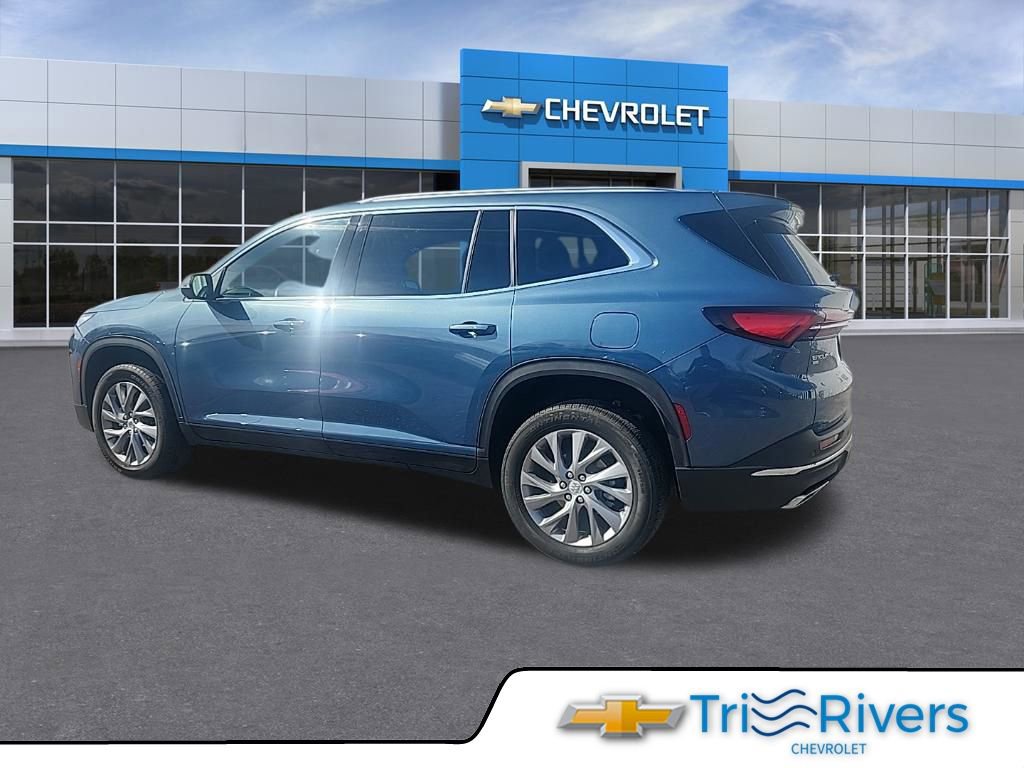 Used 2025 Buick Enclave Preferred AWD/4WD image 3