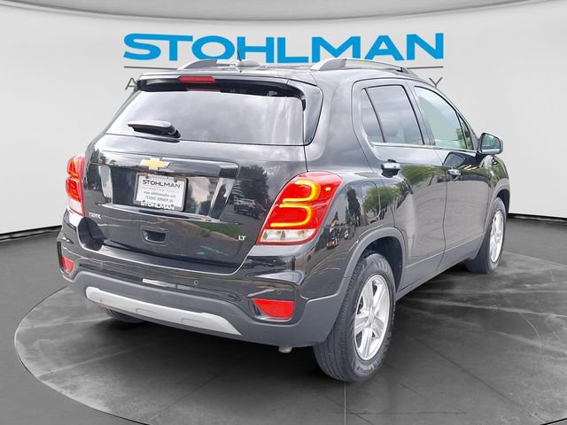 Used 2020 Chevrolet Trax LT w/ Sun & Sound Package FWD image 5