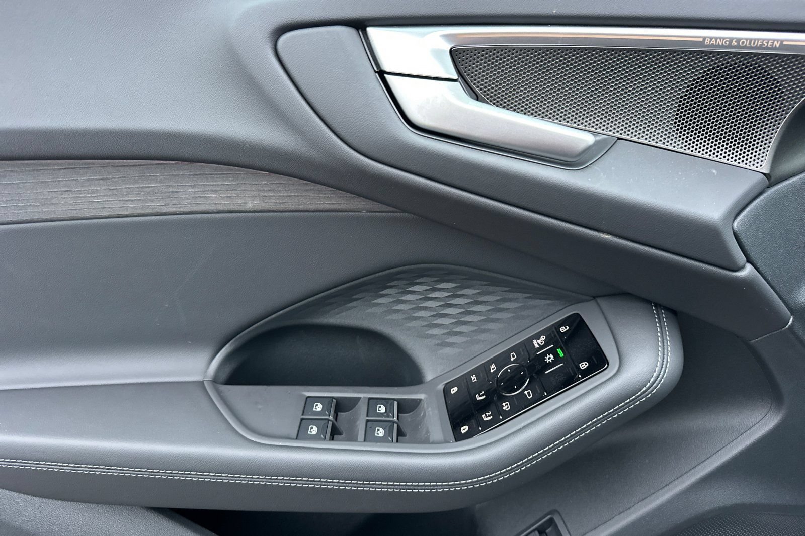 New 2025 Audi A5 2.0T Premium Plus AWD/4WD image 10