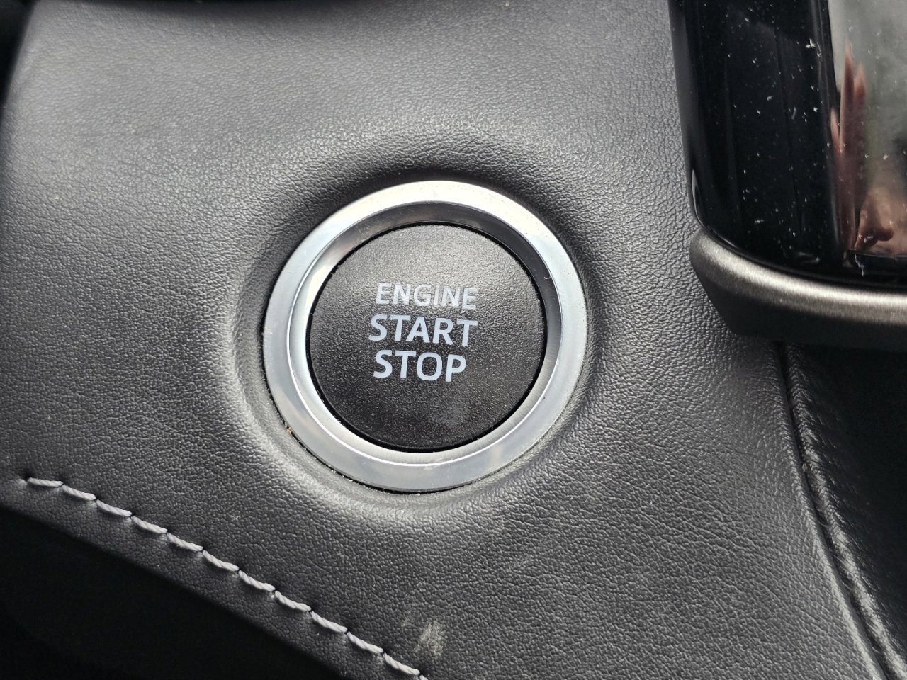 Used 2021 Toyota Highlander XLE image 24