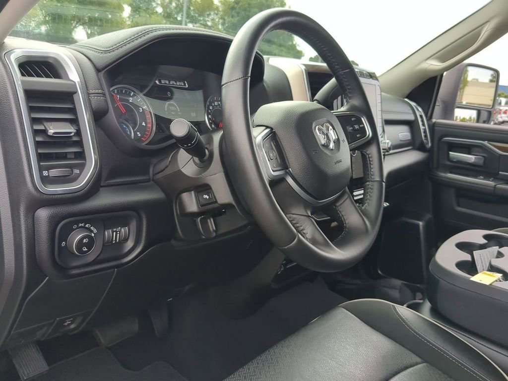 Used 2024 RAM 2500 Laramie AWD/4WD image 19