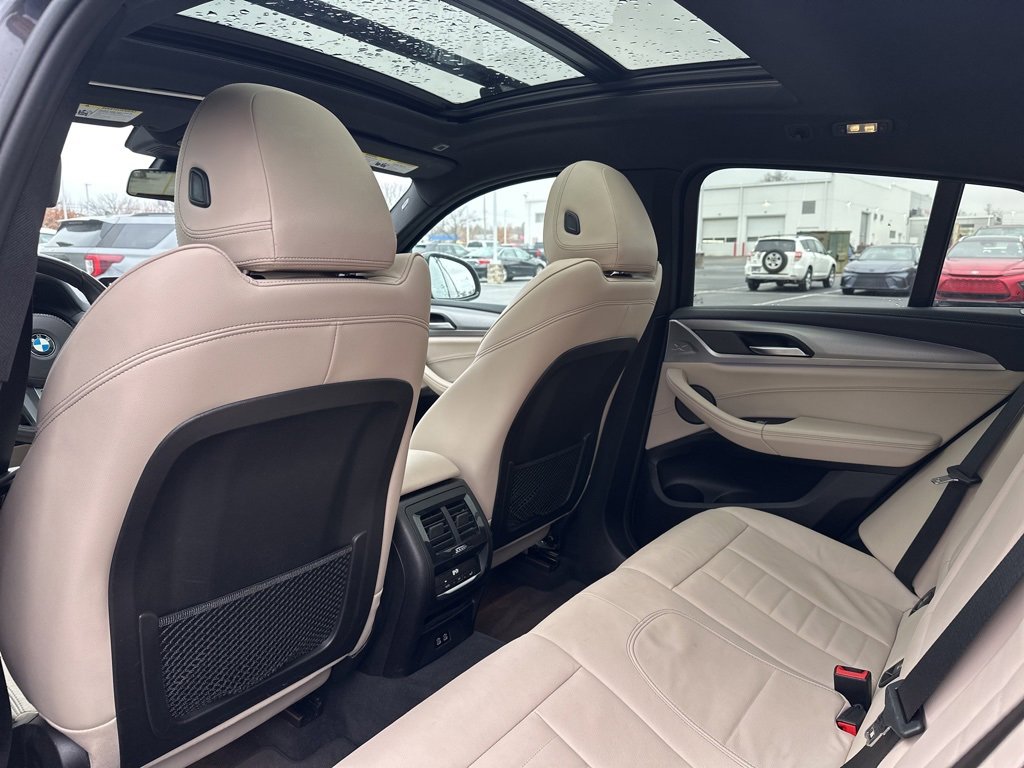 Used 2021 BMW X4 xDrive30i w/ M Sport Package image 30
