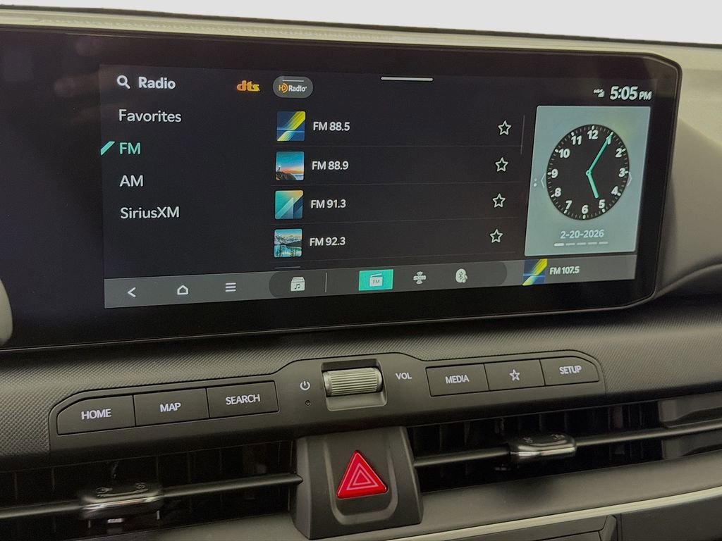 Used 2025 Kia K4 LX image 16