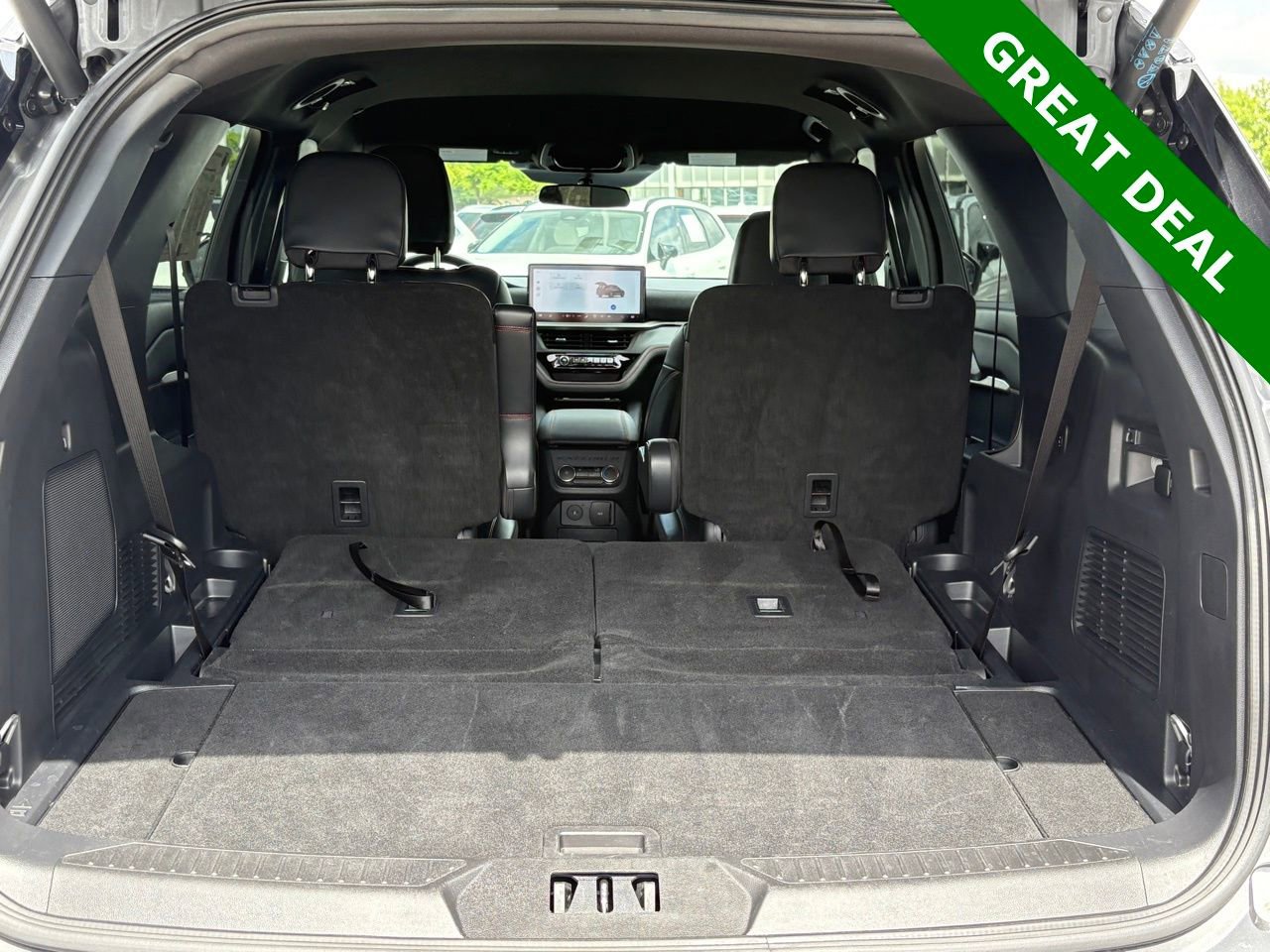 Used 2025 Ford Explorer ST-Line AWD/4WD image 43