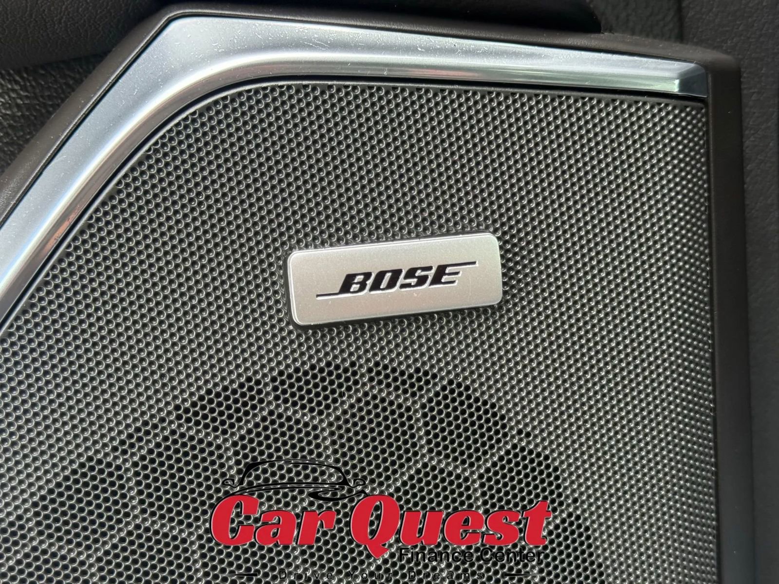 Used 2016 Cadillac Escalade Luxury image 29