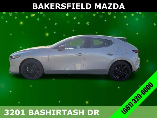New 2026 MAZDA MAZDA3 Hatchback w/Premium Plus Pkg image 2