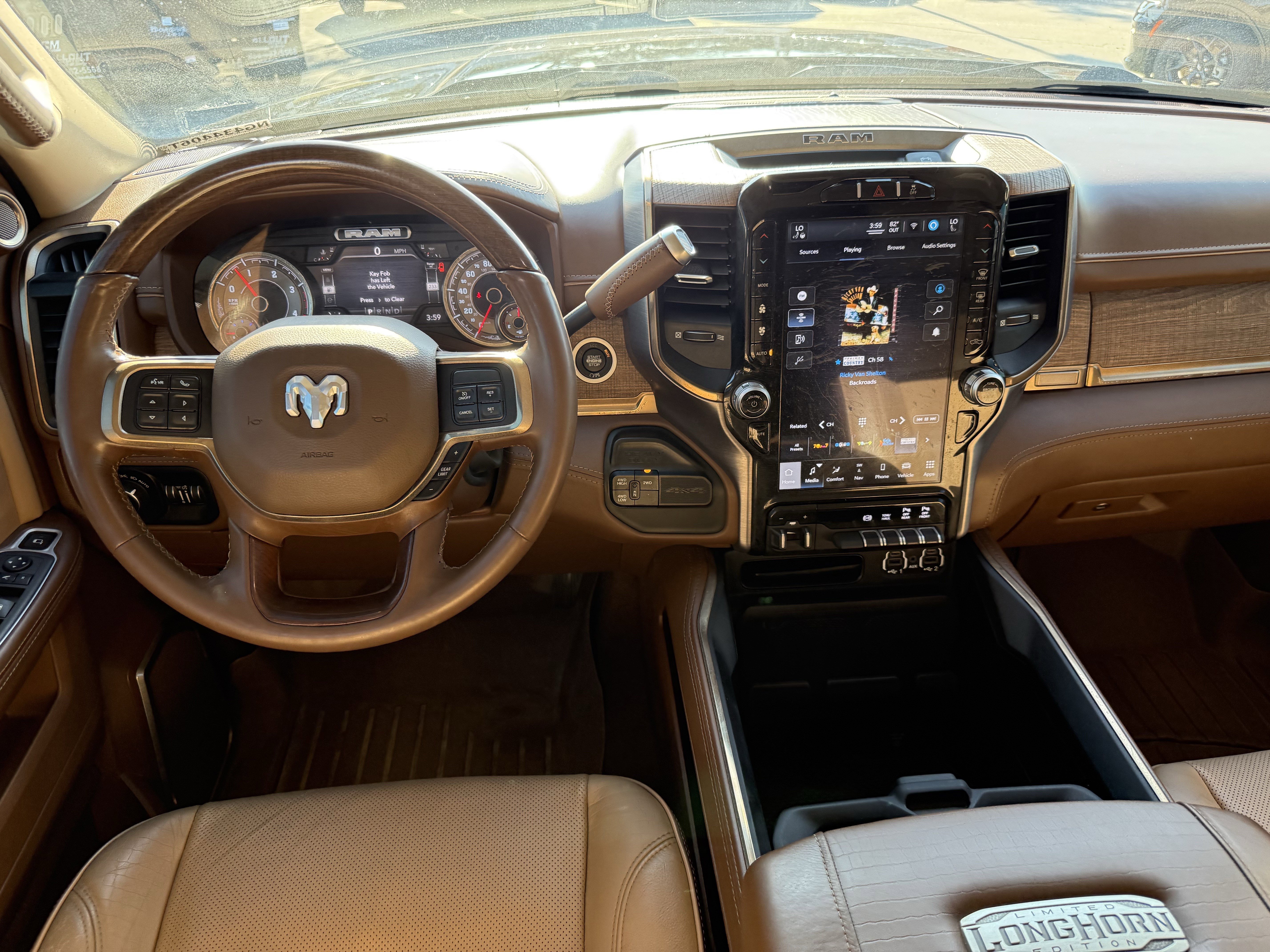 Used 2022 RAM 3500 Limited image 14