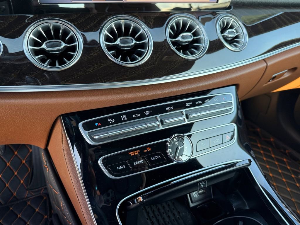 Used 2018 Mercedes-Benz E 400 4MATIC Cabriolet image 19