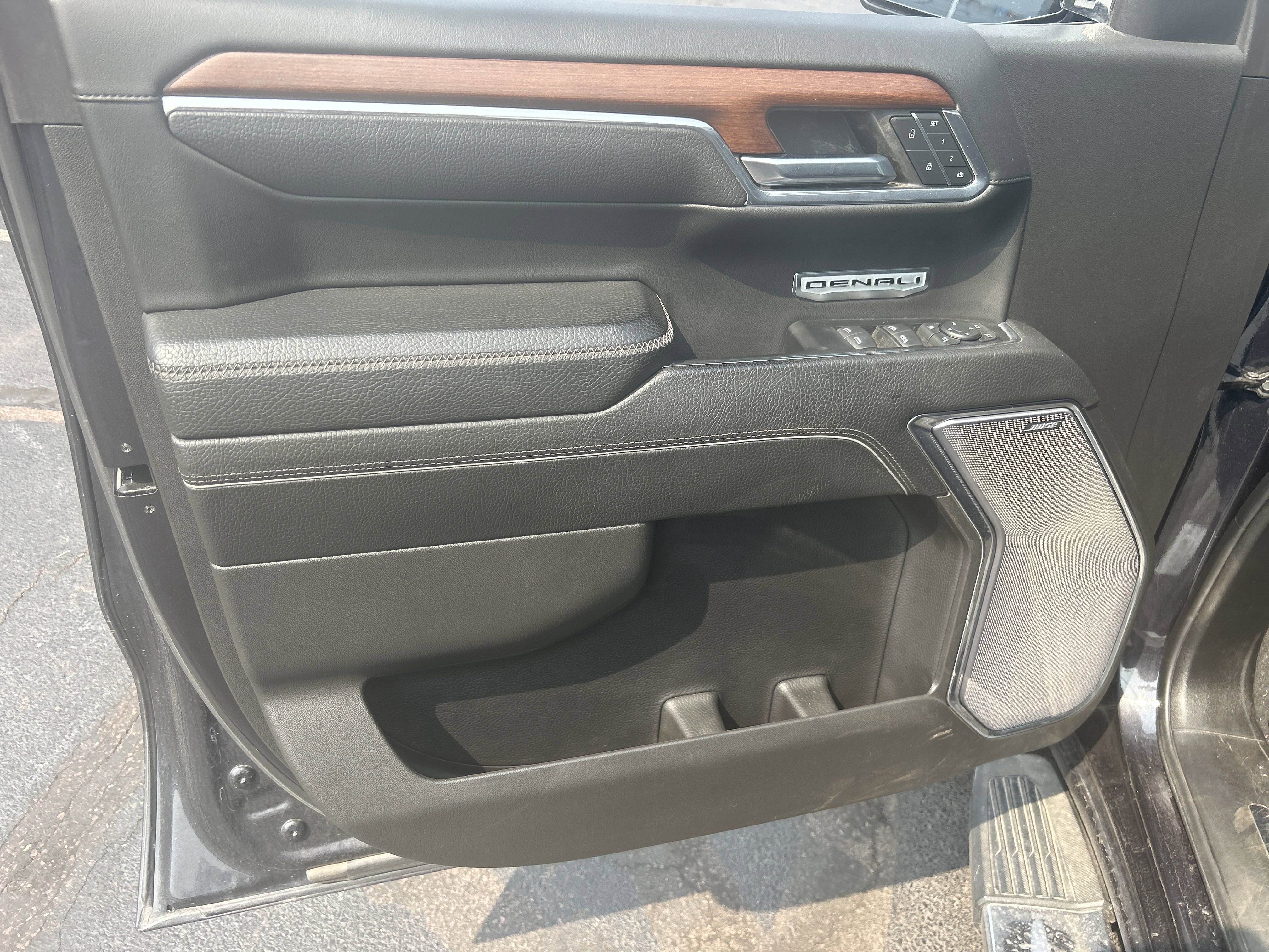 Used 2023 GMC Sierra 1500 Denali image 15