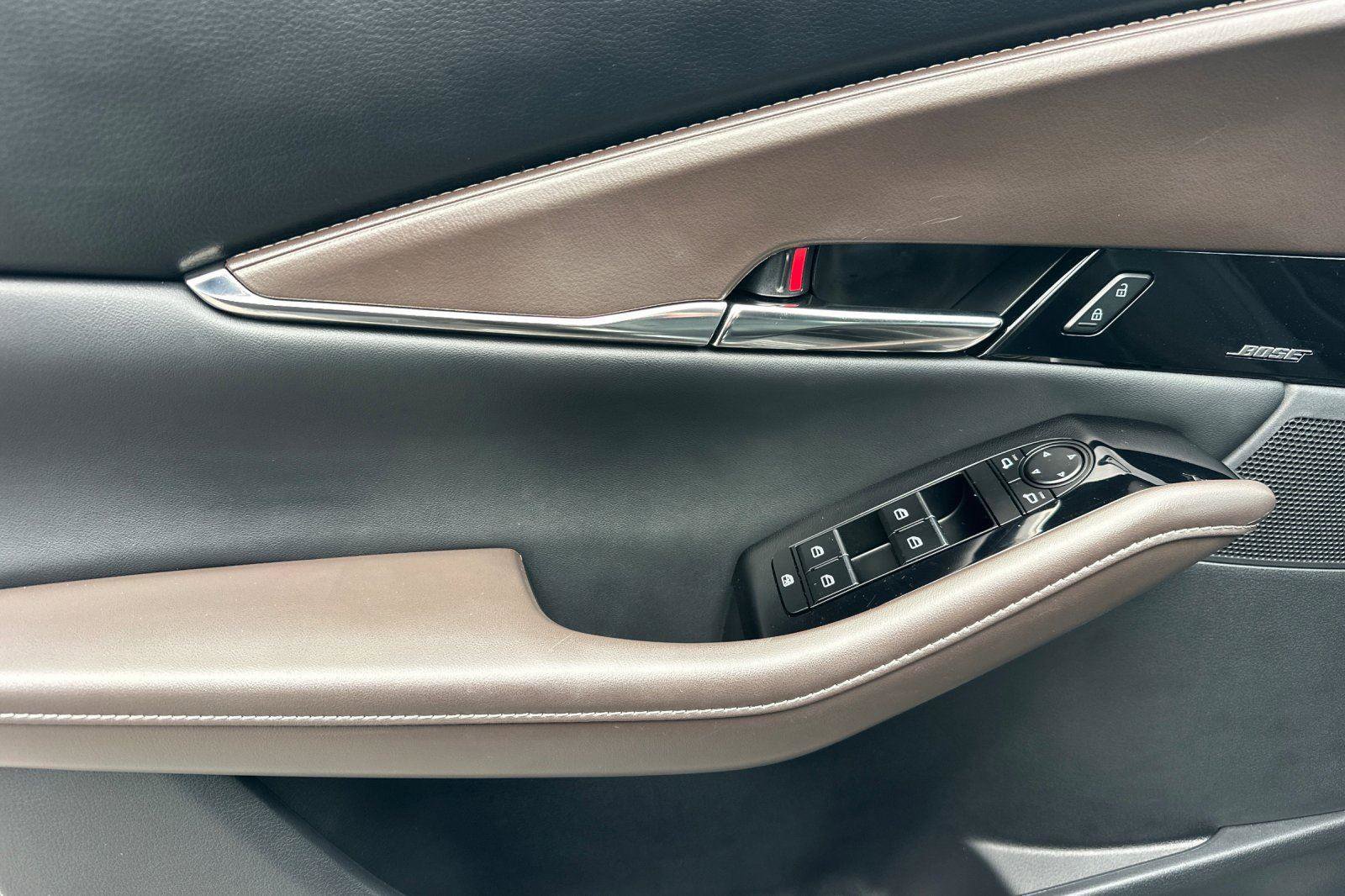 Certified 2025 MAZDA CX-30 AWD 2.5 S w/ Premium Package image 11