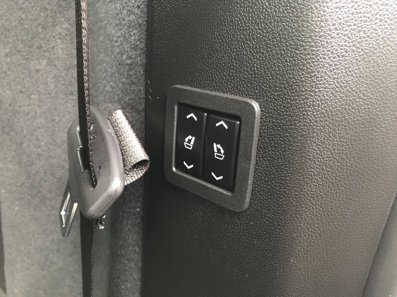 Certified 2025 Cadillac XT6 Premium Luxury image 26