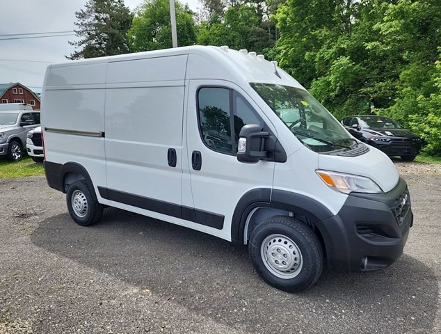 New 2024 RAM ProMaster 3500 w/ Convenience Group image 6