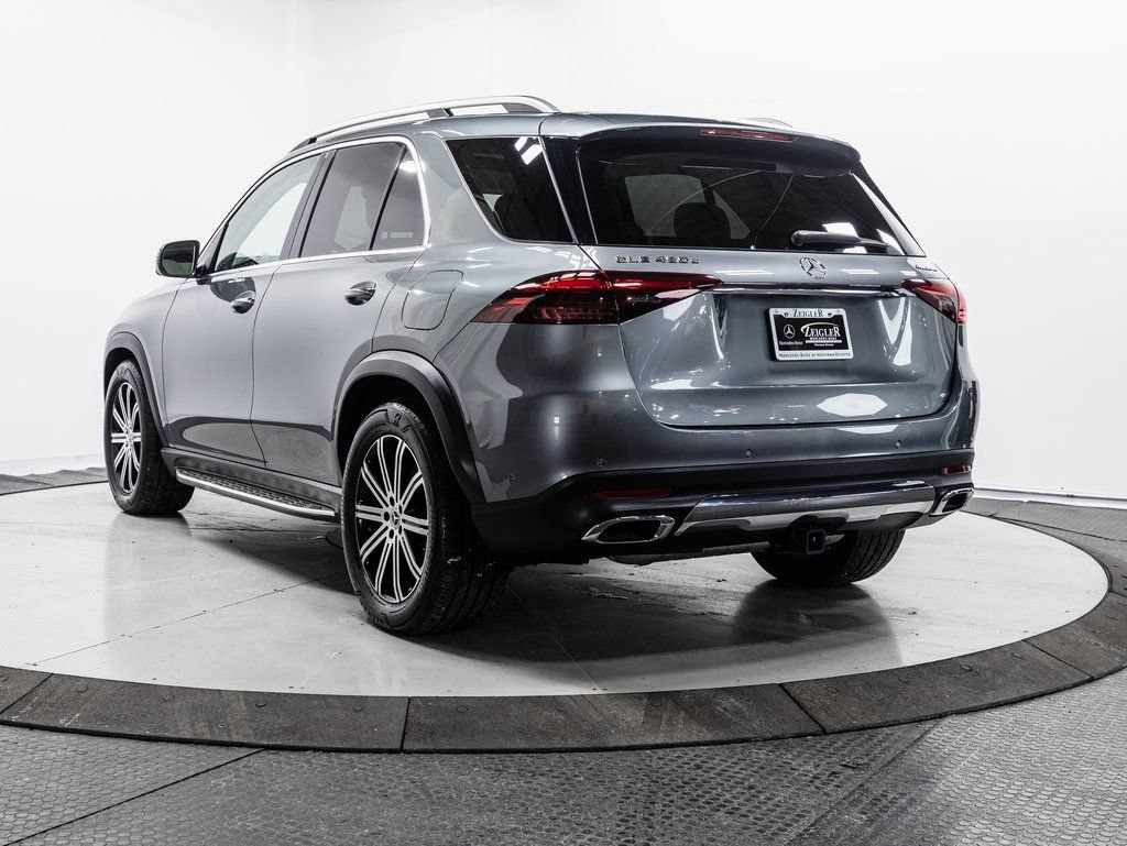 Used 2025 Mercedes-Benz GLE 450e 4MATIC w/ Driver Assistance Package image 31