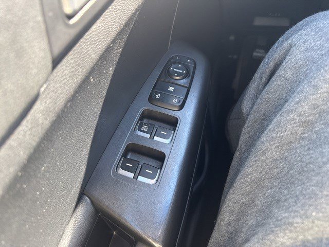 Used 2021 Kia Sportage LX image 22