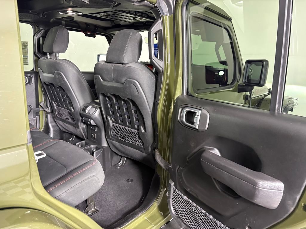 Used 2022 Jeep Wrangler Unlimited Rubicon w/ Xtreme Recon 35" Tire Package image 31