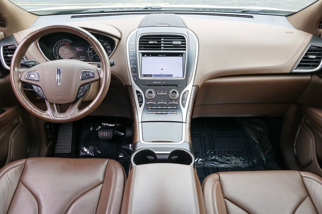 Used 2016 Lincoln MKX Reserve w/ Climate Package image 7