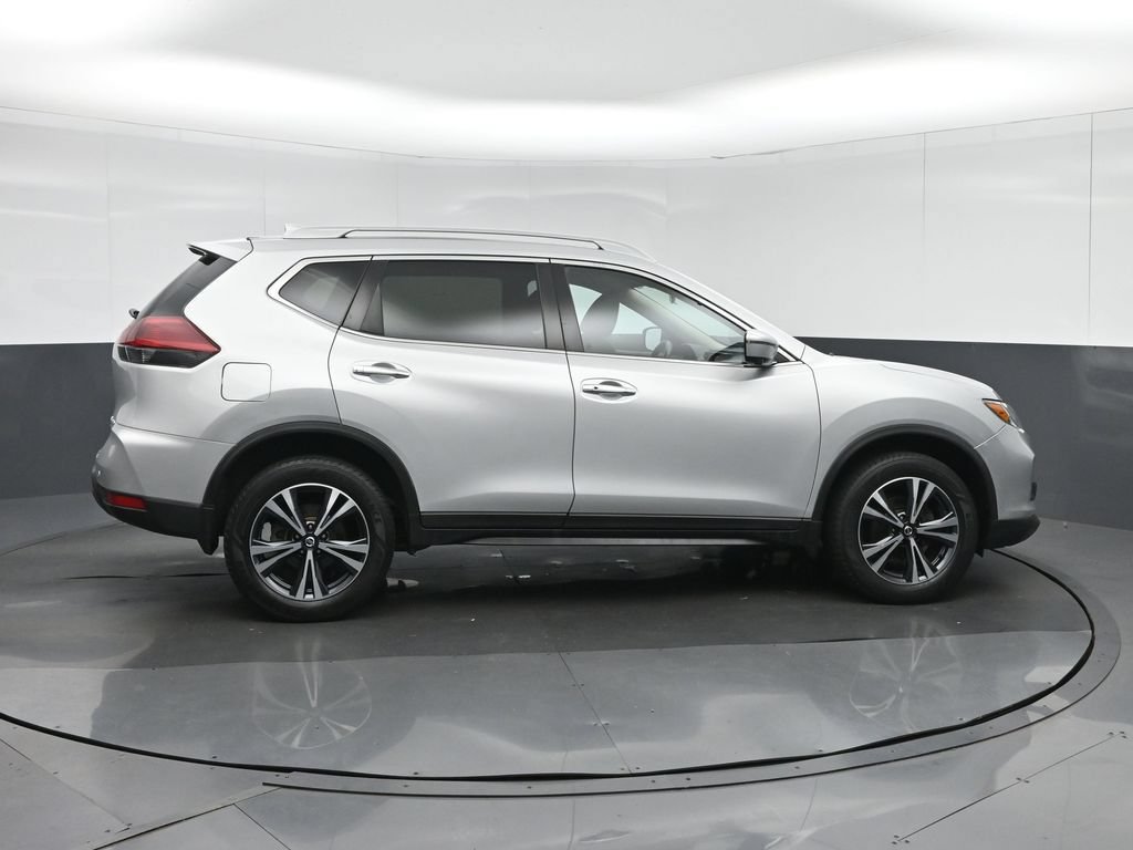 Used 2020 Nissan Rogue SV w/ Premium Package AWD/4WD image 8