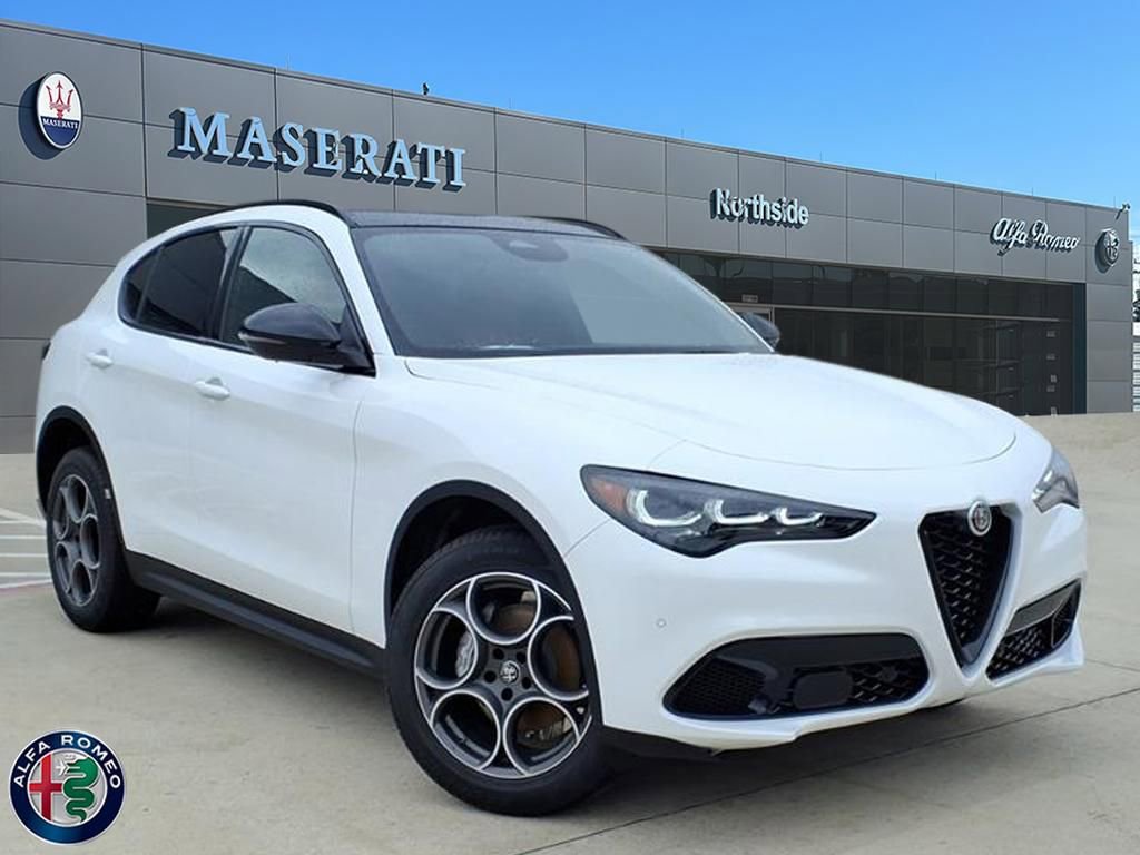 New 2025 Alfa Romeo Stelvio Sprint w/ Convenience Package