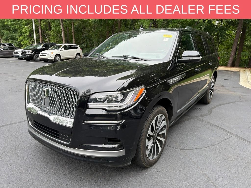 Used 2023 Lincoln Navigator L Reserve AWD/4WD image 3