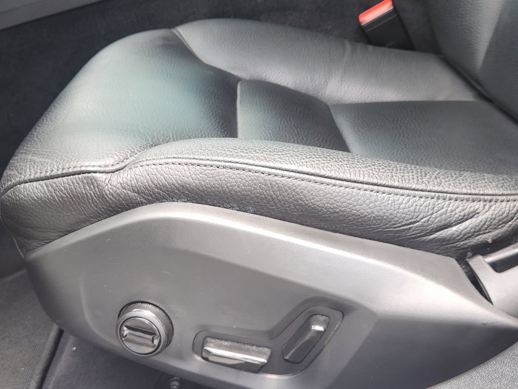 Used 2024 Volvo S60 B5 Plus AWD/4WD image 21