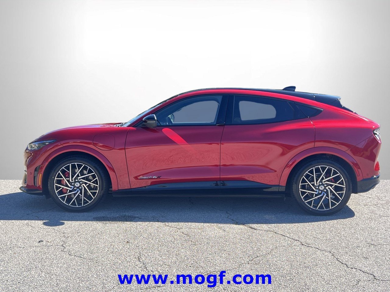 Certified 2023 Ford Mustang Mach-E GT w/ GT Performance Edition AWD/4WD image 24