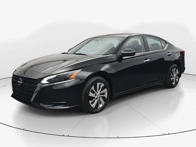 Used 2025 Nissan Altima 2.5 S image 5