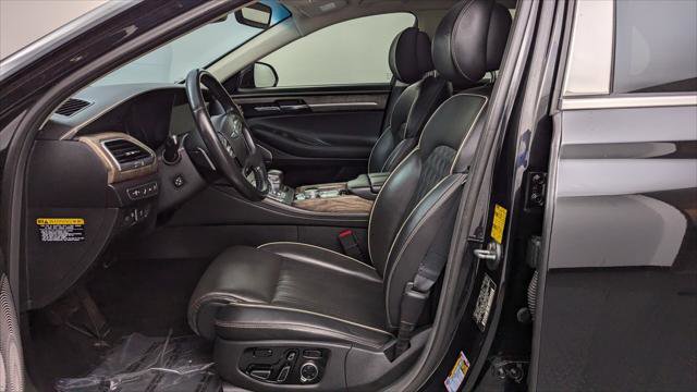 Used 2020 Genesis G90 3.3T Premium image 14