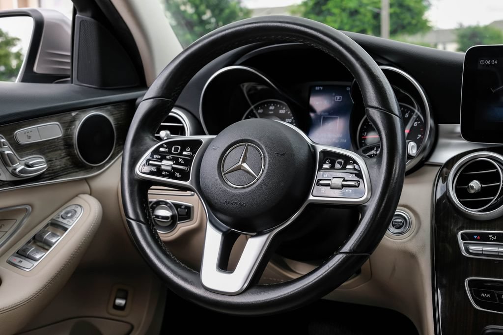 Used 2019 Mercedes-Benz C 300 Sedan image 11