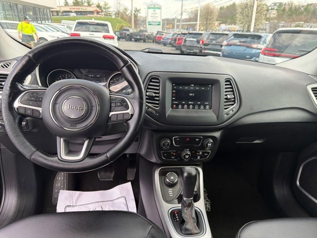 Used 2020 Jeep Compass Latitude image 19