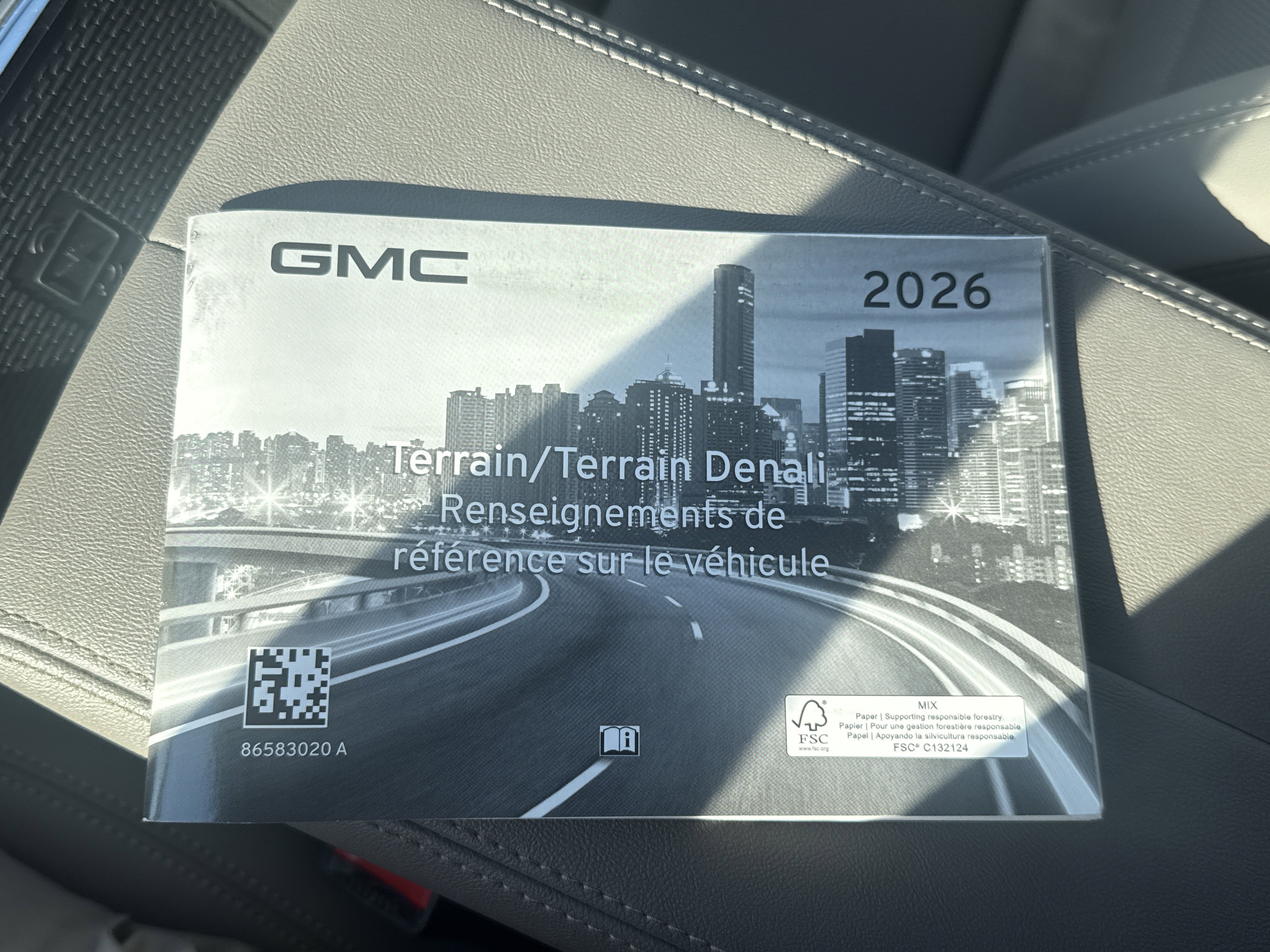 Used 2026 GMC Terrain Elevation w/ Elevation Premium Package AWD/4WD image 32