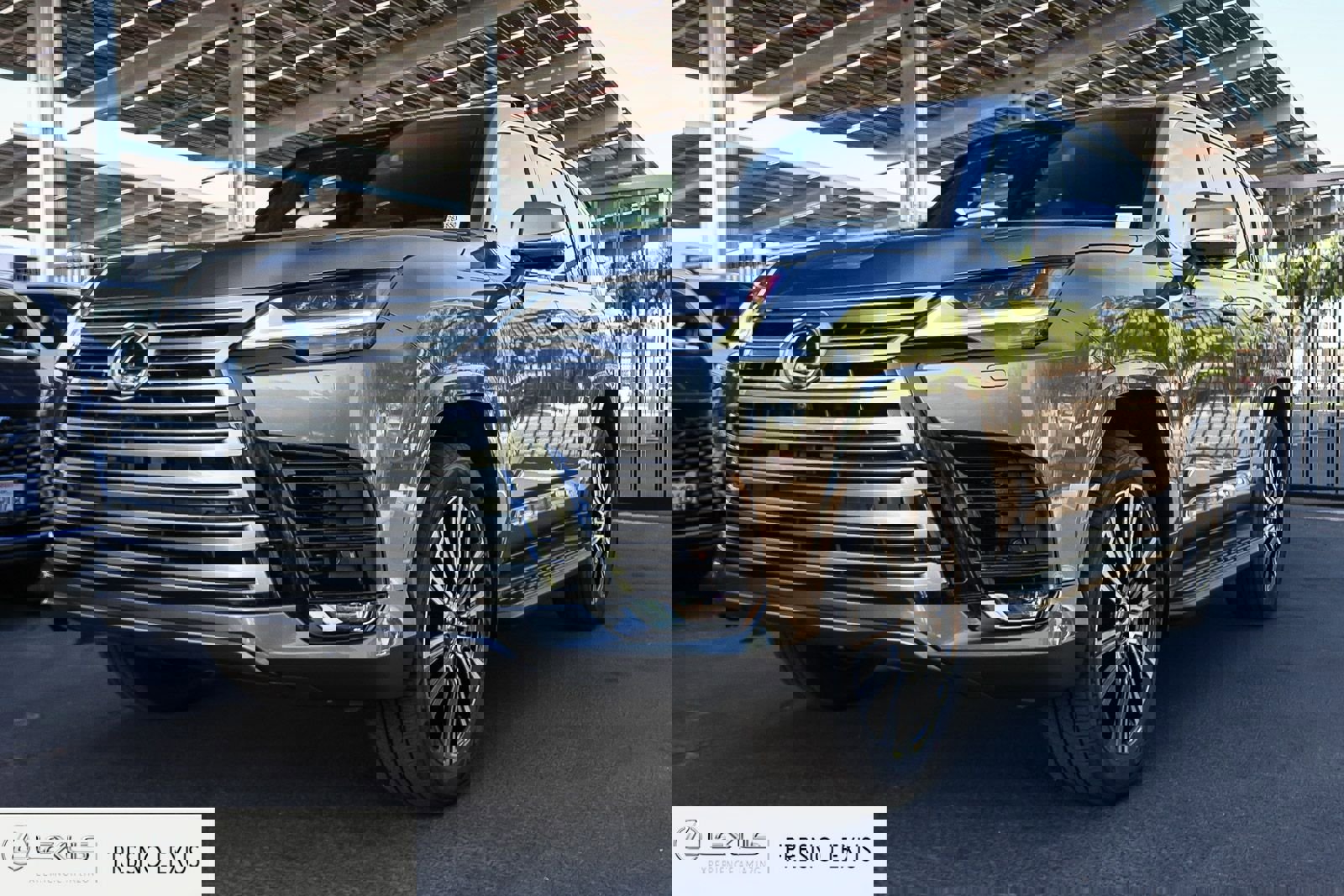 New 2026 Lexus LX 600 4WD w/ Luxury Package image 3