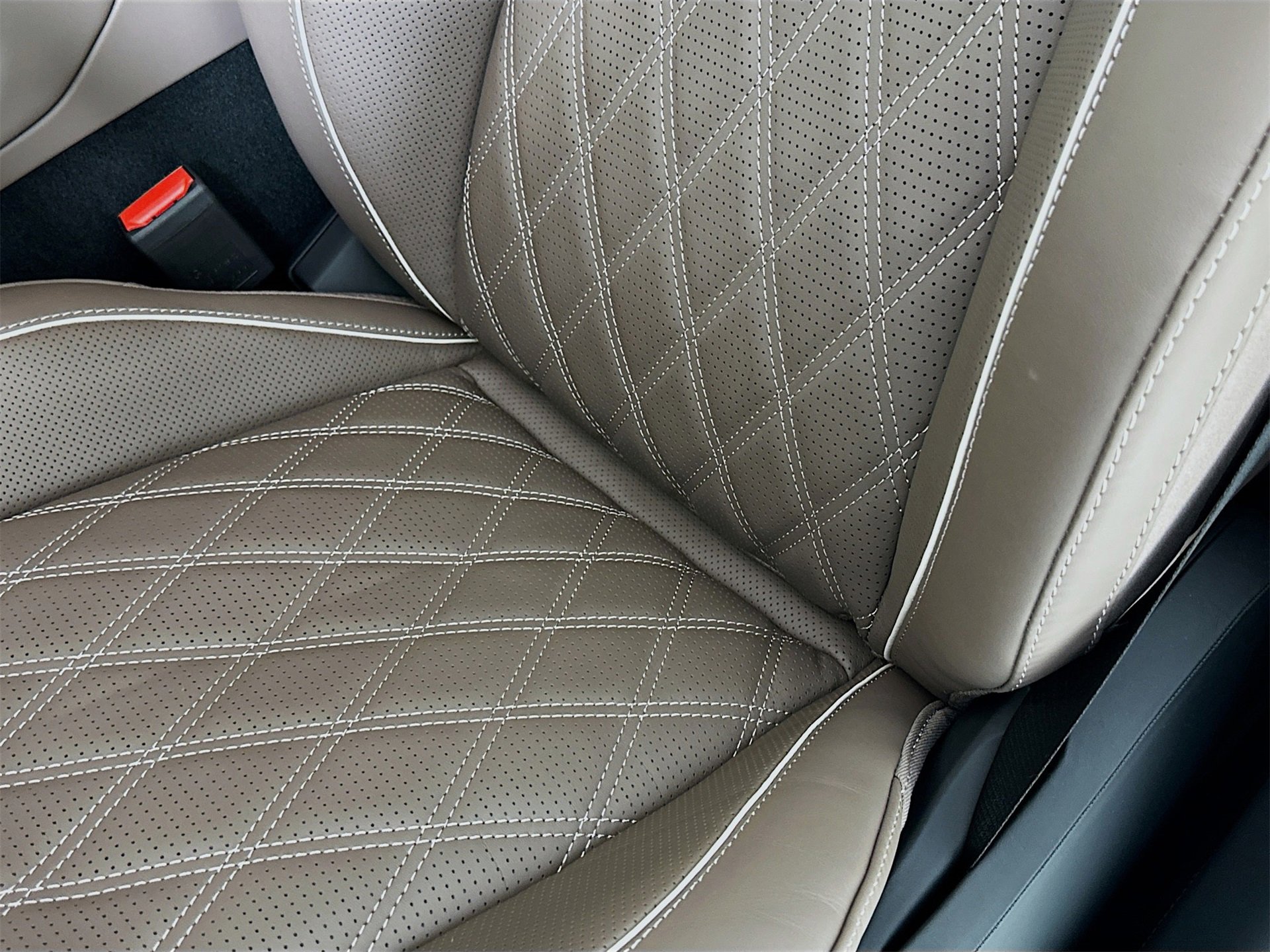 New 2026 Mercedes-Benz Maybach GLS 600 4MATIC image 21