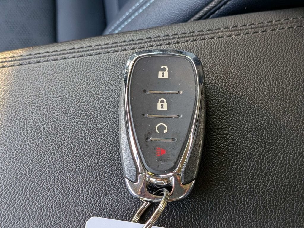 Used 2023 Chevrolet Bolt EUV Premier FWD image 30