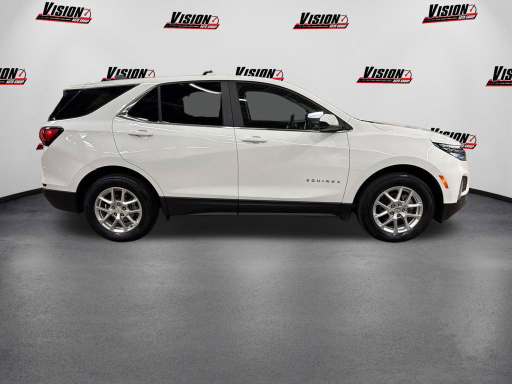 Used 2024 Chevrolet Equinox LT AWD/4WD image 4