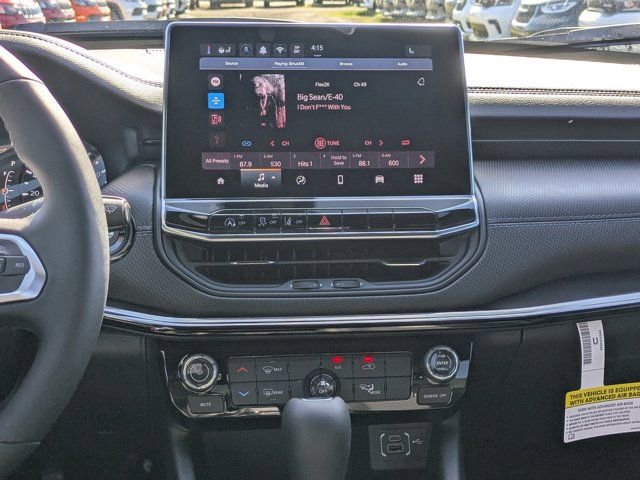 New 2026 Jeep Compass Latitude image 16