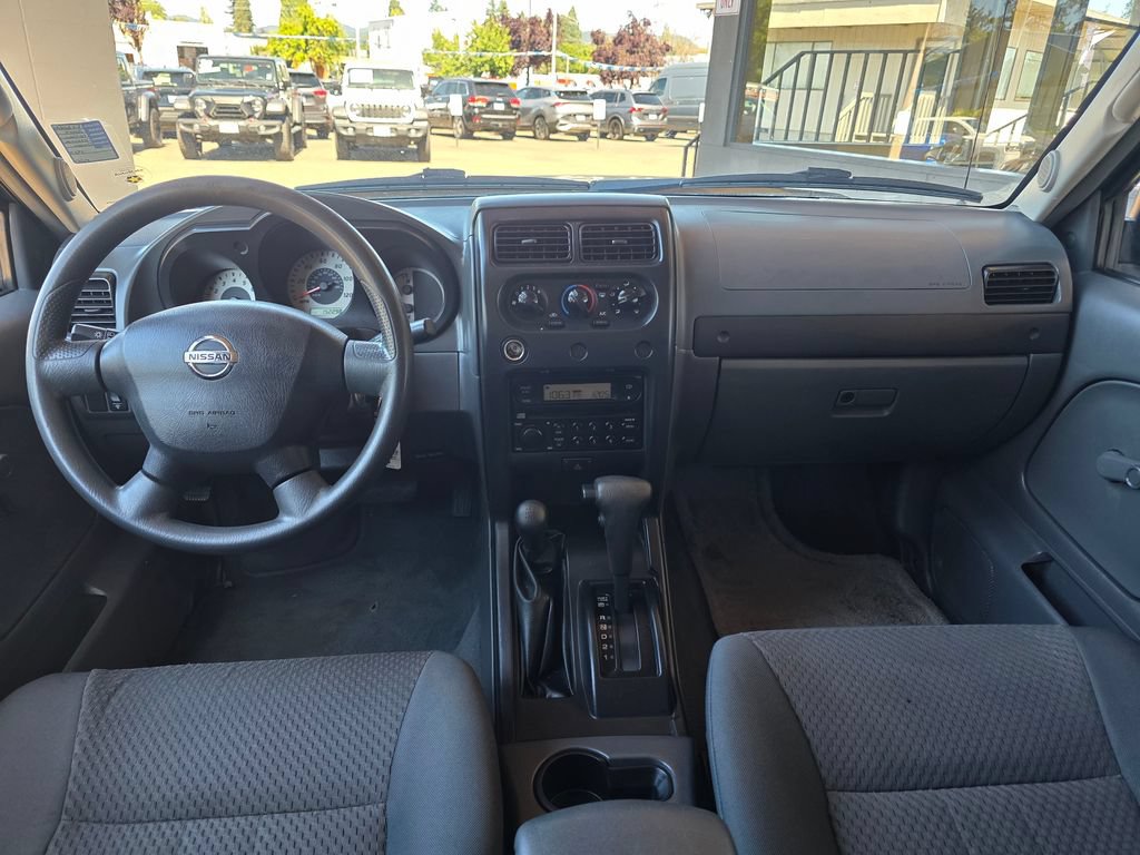 Used 2004 Nissan Xterra XE w/ (Tow) Tow Pkg AWD/4WD image 5