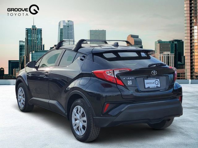 Used 2020 Toyota C-HR LE FWD image 3