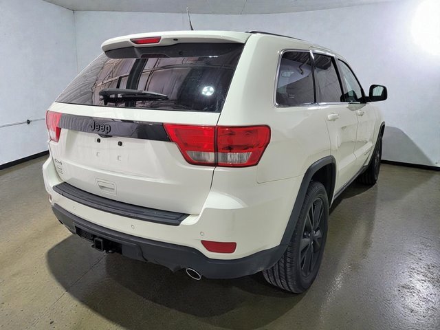 Used 2012 Jeep Grand Cherokee Altitude image 24