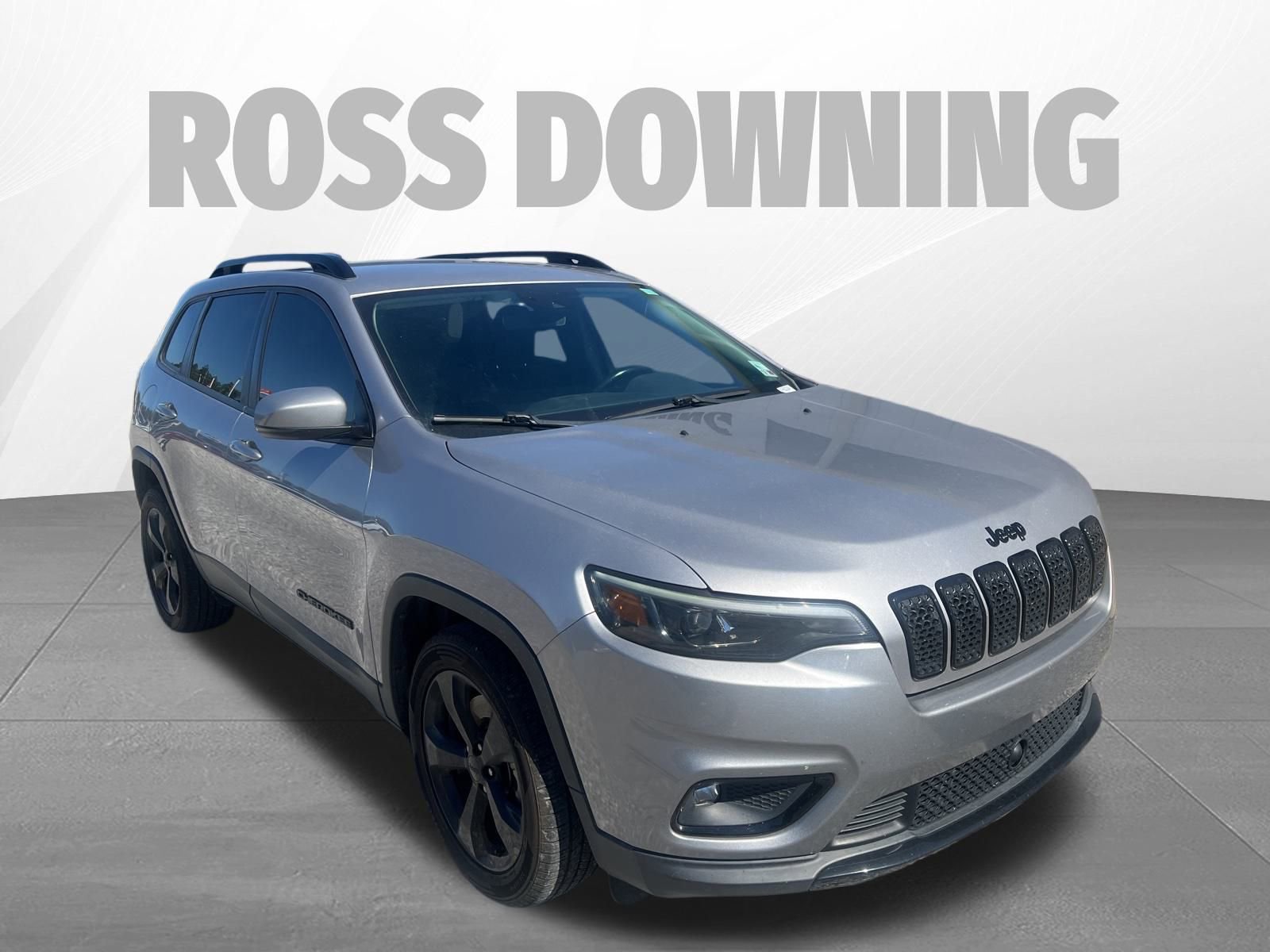 Used 2021 Jeep Cherokee Latitude Plus image 3