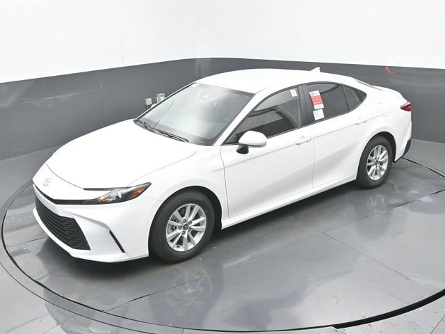 New 2026 Toyota Camry LE FWD image 29