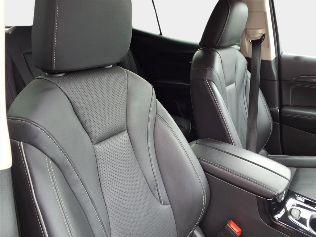 Used 2023 Buick Envision Essence image 20