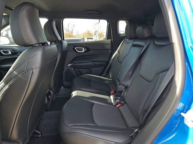 New 2026 Jeep Compass Latitude image 11