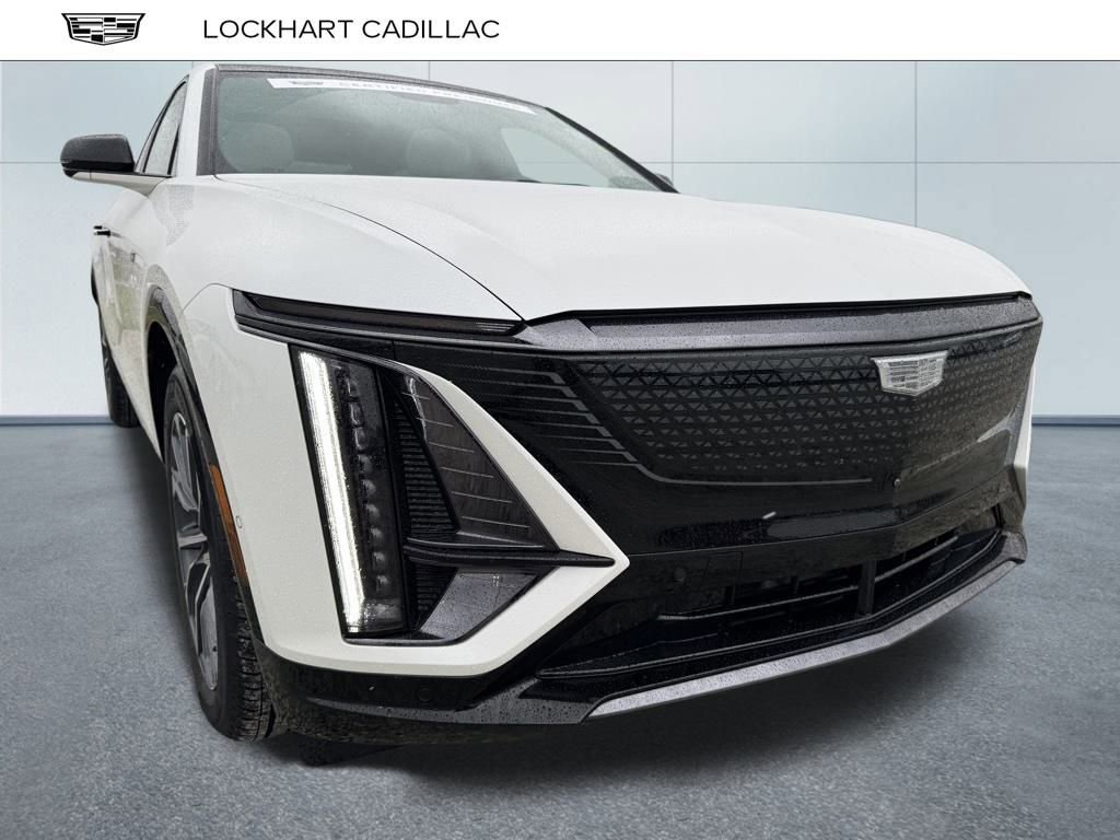 Certified 2024 Cadillac Lyriq Sport image 8